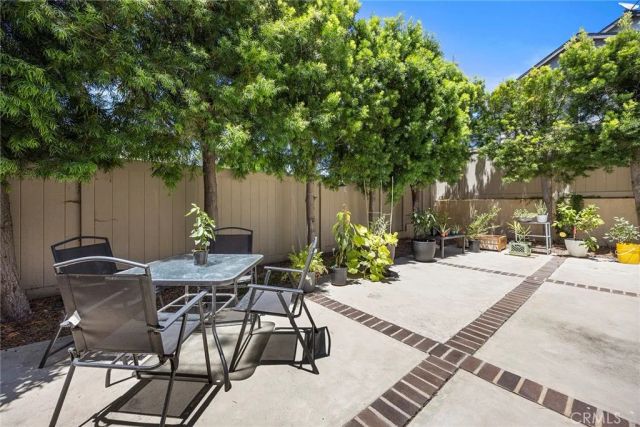 3423 E White Chapel Court E, Orange, CA 92869