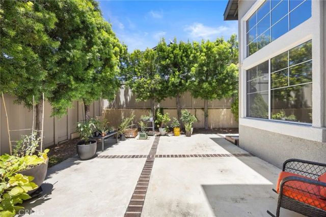 3423 E White Chapel Court E, Orange, CA 92869