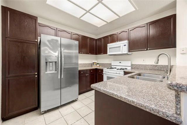 3423 E White Chapel Court E, Orange, CA 92869