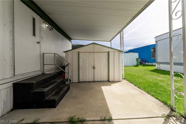 3000 Brookpark Road 15, Cleveland, OH 44134