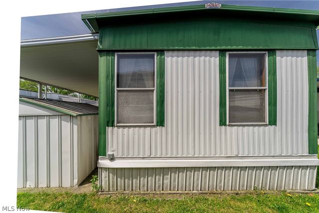 3000 Brookpark Road 15, Cleveland, OH 44134