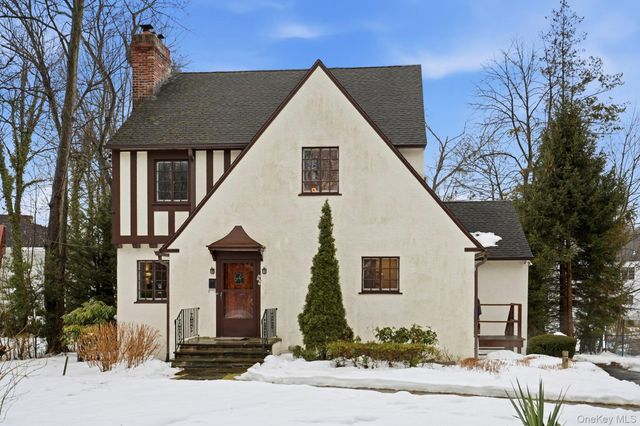 36 Farley Road, Scarsdale, NY 10583