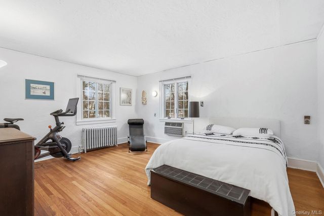 36 Farley Road, Scarsdale, NY 10583