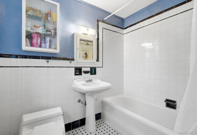 36 Farley Road, Scarsdale, NY 10583