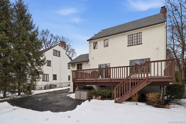 36 Farley Road, Scarsdale, NY 10583