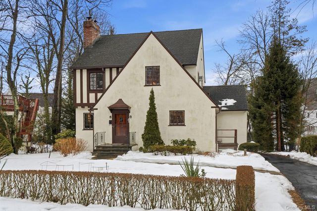 36 Farley Road, Scarsdale, NY 10583