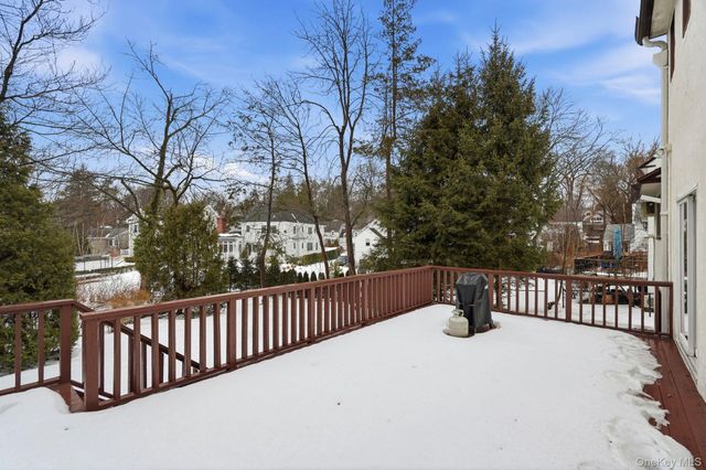 36 Farley Road, Scarsdale, NY 10583