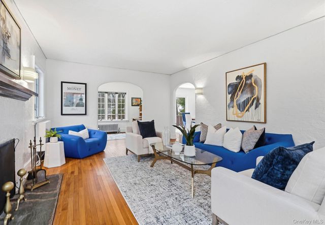 36 Farley Road, Scarsdale, NY 10583