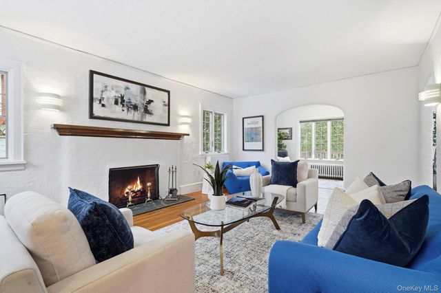 36 Farley Road, Scarsdale, NY 10583