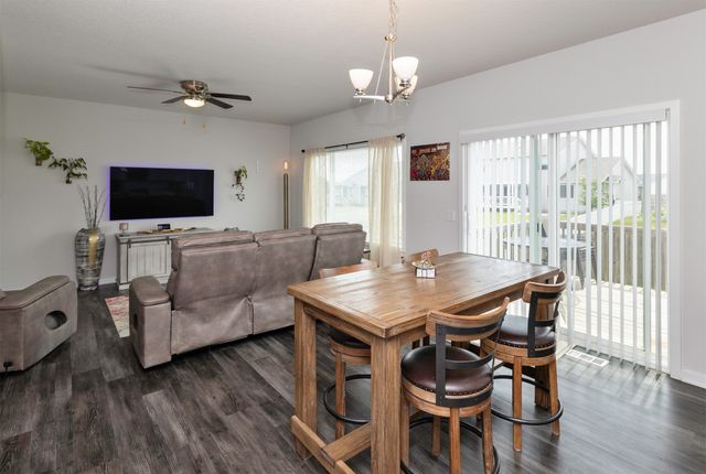 513 1st Street NW, Bondurant, IA 50035