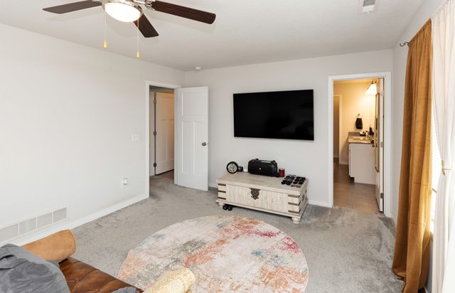 513 1st Street NW, Bondurant, IA 50035