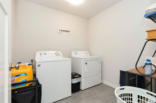 513 1st Street NW, Bondurant, IA 50035