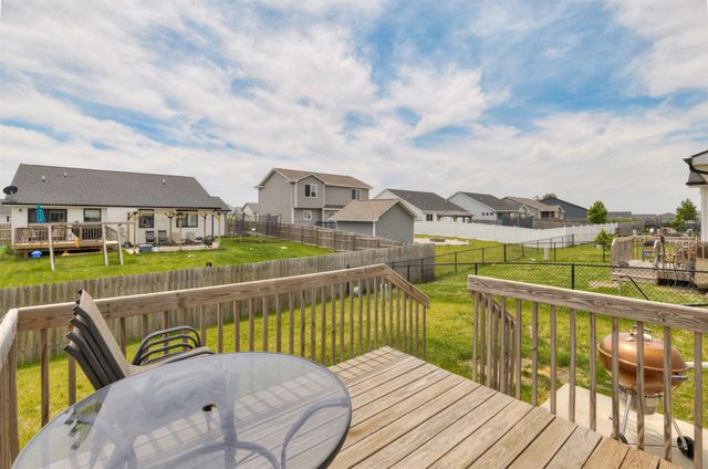 513 1st Street NW, Bondurant, IA 50035