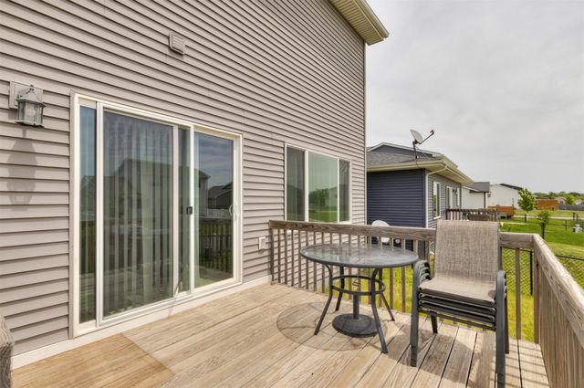 513 1st Street NW, Bondurant, IA 50035