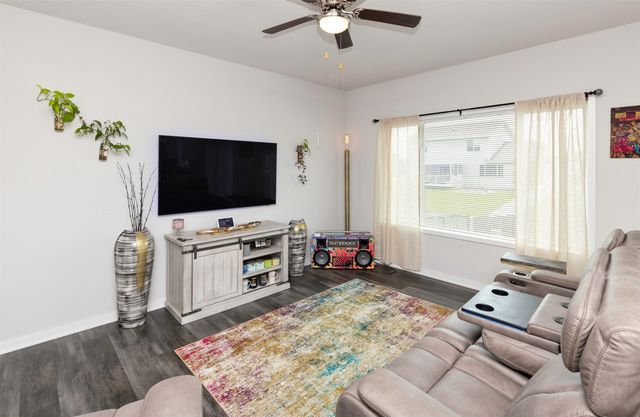 513 1st Street NW, Bondurant, IA 50035