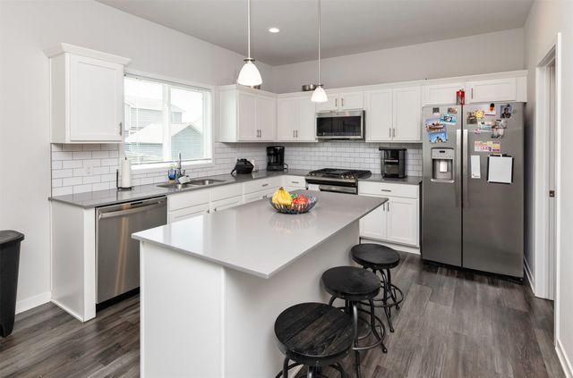 513 1st Street NW, Bondurant, IA 50035