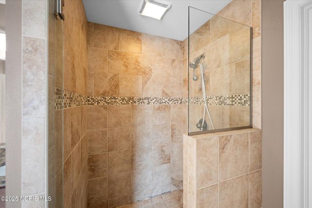 9931 Charles Glen Lane, Whitehouse, OH 43571