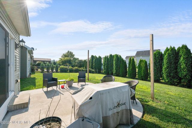 9931 Charles Glen Lane, Whitehouse, OH 43571