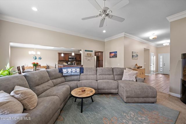 9931 Charles Glen Lane, Whitehouse, OH 43571