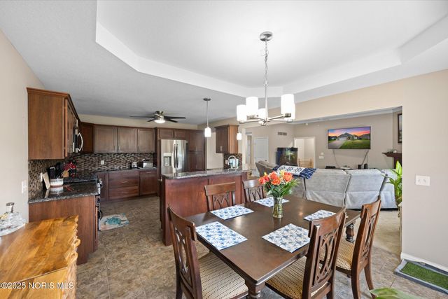 9931 Charles Glen Lane, Whitehouse, OH 43571