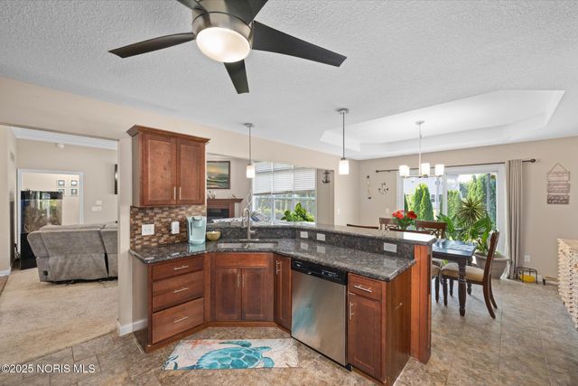 9931 Charles Glen Lane, Whitehouse, OH 43571