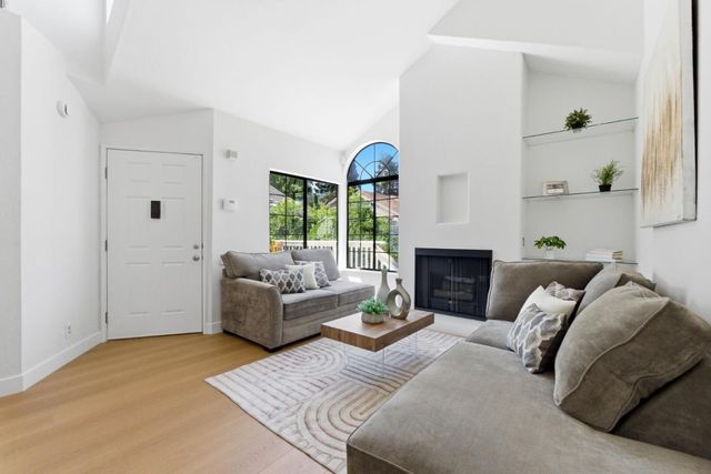 2845 Buena Knoll Court, San Jose, CA 95121