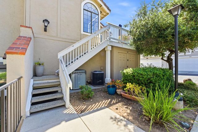 2845 Buena Knoll Court, San Jose, CA 95121