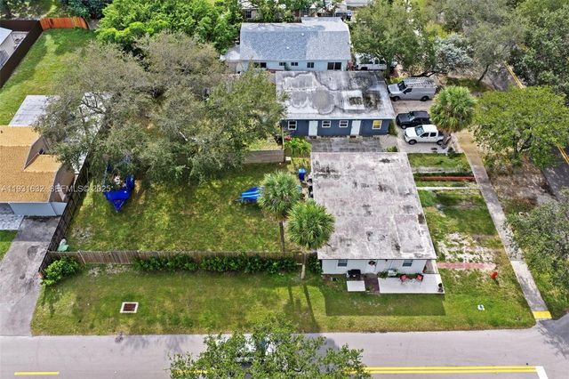 3000 - 3002 SW 15th Ave, Fort Lauderdale, FL 33315