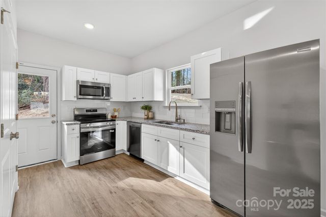 1822 Wilson W Lee Boulevard, Statesville, NC 28677