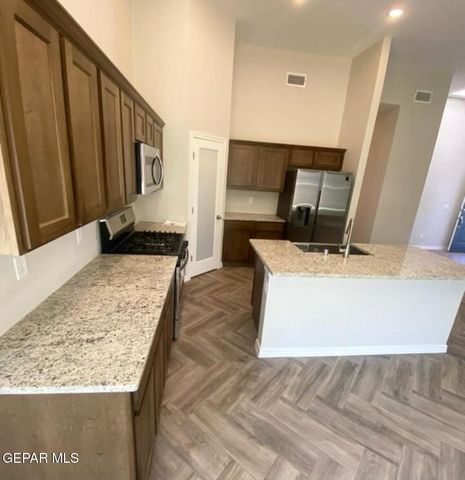 236 Bonnie Trail, Sunland Park, NM 88008