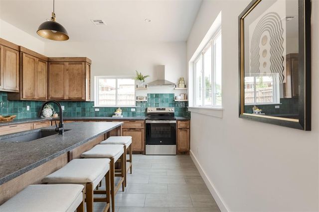 1005 N Kelham Avenue, Oklahoma City, OK 73117