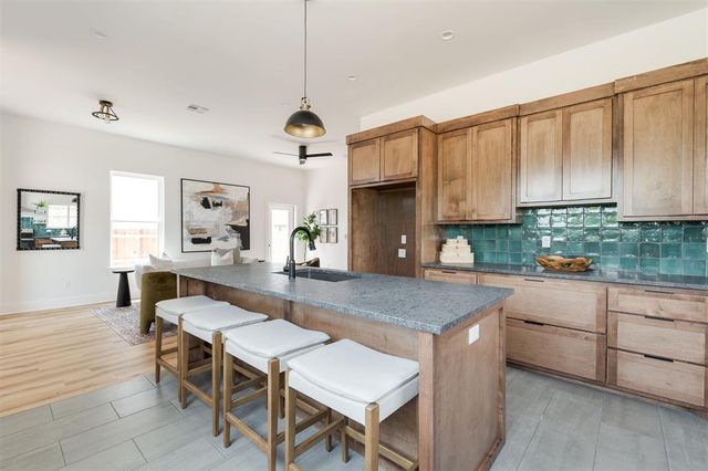 1005 N Kelham Avenue, Oklahoma City, OK 73117