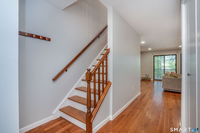 7 Great Oak Court 7, Cromwell, CT 06416