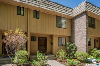 7 Great Oak Court 7, Cromwell, CT 06416