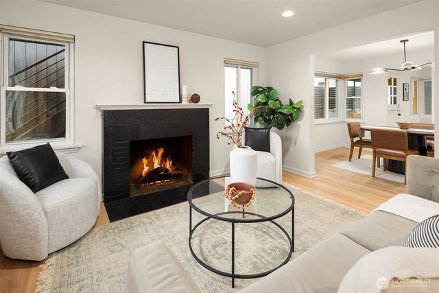 1556 S Pearl Street, Seattle, WA 98108