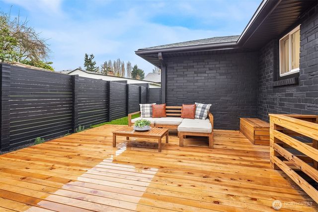 1556 S Pearl Street, Seattle, WA 98108