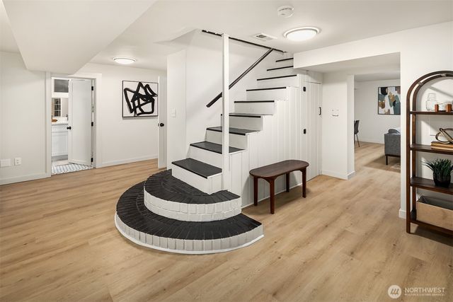 1556 S Pearl Street, Seattle, WA 98108