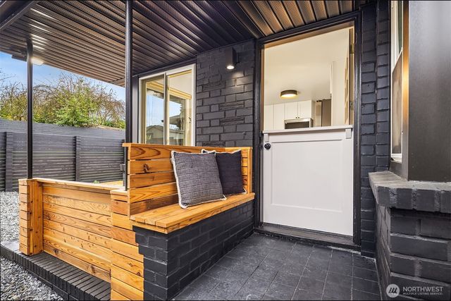 1556 S Pearl Street, Seattle, WA 98108