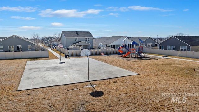 16719 Hopper Avenue, Caldwell, ID 83607