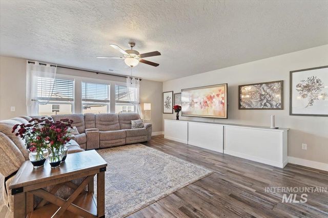 16719 Hopper Avenue, Caldwell, ID 83607