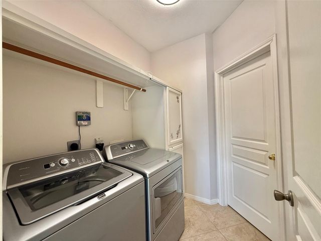 12023 Flamingo Lakes, Houston, TX 77065