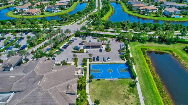 16892 Strasbourg Lane, Delray Beach, FL 33446