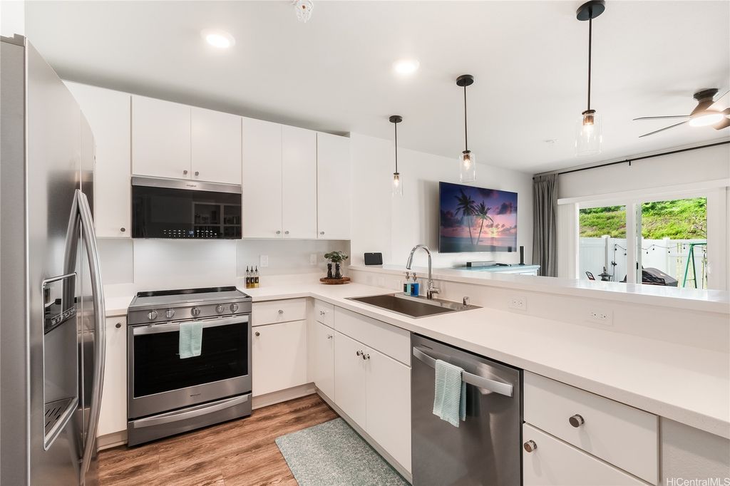 91-4099 Hikuono Street 1706, Kapolei, HI 96707