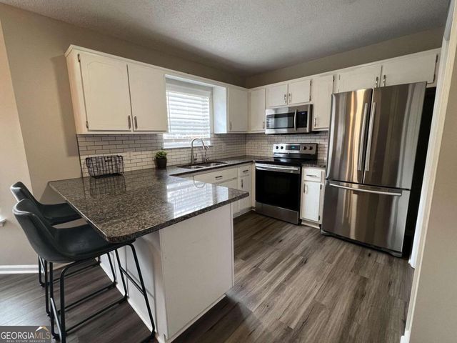 203 McQueen Circle, Saint Marys, GA 31558