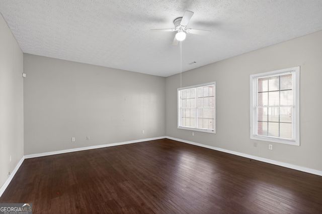 2350 Lake Royale Drive, Riverdale, GA 30296