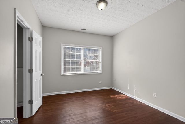 2350 Lake Royale Drive, Riverdale, GA 30296