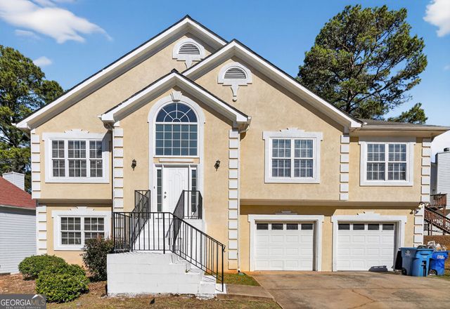 2350 Lake Royale Drive, Riverdale, GA 30296