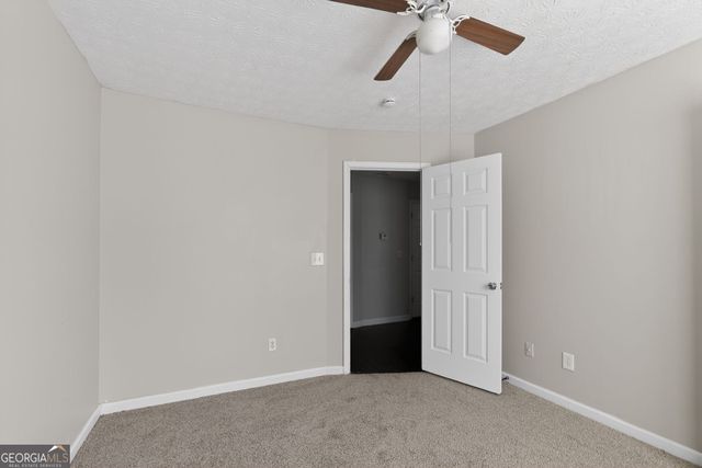 2350 Lake Royale Drive, Riverdale, GA 30296