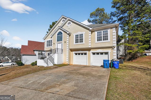 2350 Lake Royale Drive, Riverdale, GA 30296