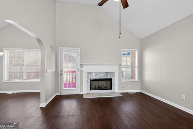 2350 Lake Royale Drive, Riverdale, GA 30296